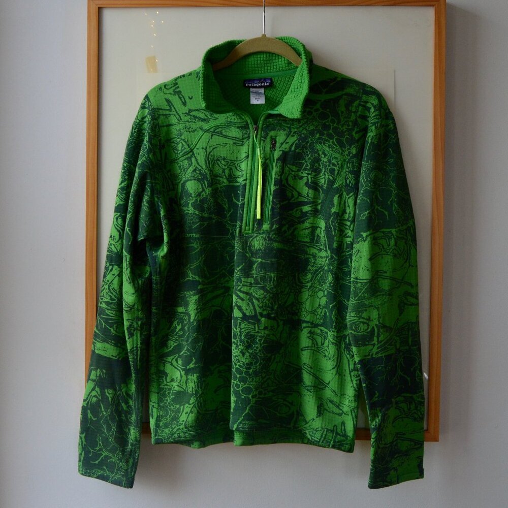 Green Patagonia Half Zip Pullover with Unique Printed Pattern Size Mens M